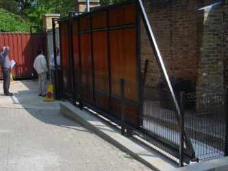 Met Police Automatic Gates